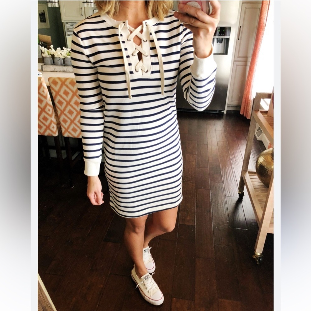 Old Navy Striped French Terry Navy and White Lace-Up Dress sz Small NWOT
